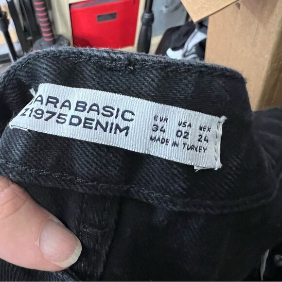 Zara | Sequin High Waist Distressed Shorts - Picture 6 of 6